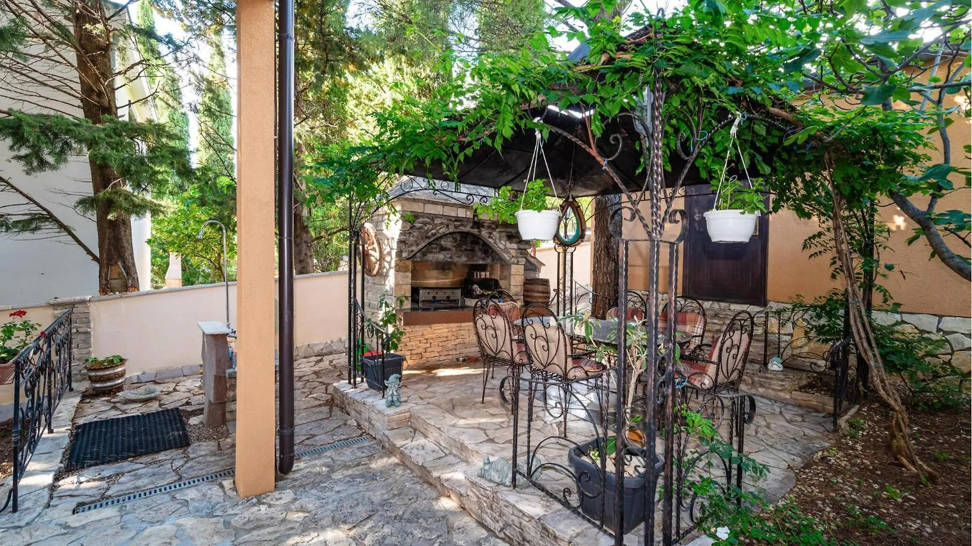 Beach Front Apartment In Rovanjska Chorvatsko
